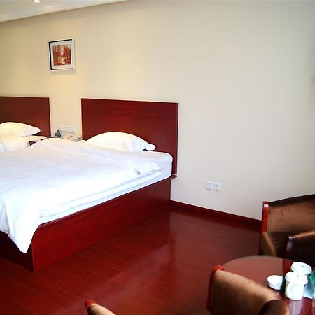 Greentree Inn Jiangsu Changzhou Dinosaur Park Global Harbor Express Hotel Exterior photo